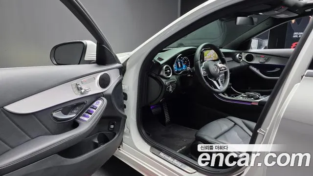 Mercedes-Benz C-Class 2021 — фото 13