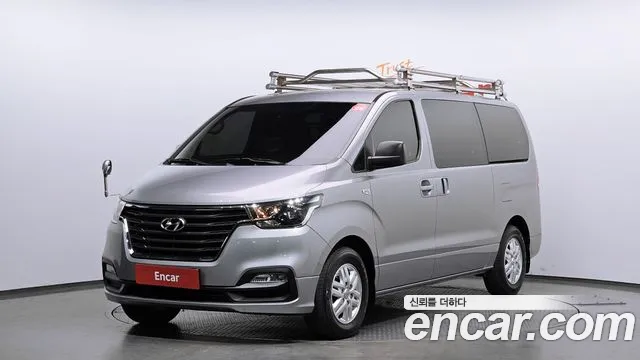 Hyundai Starex 2019 — фото 1