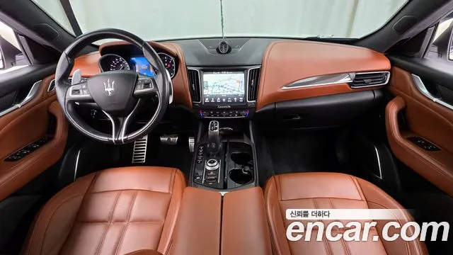 Maserati Levante 2020 — фото 10