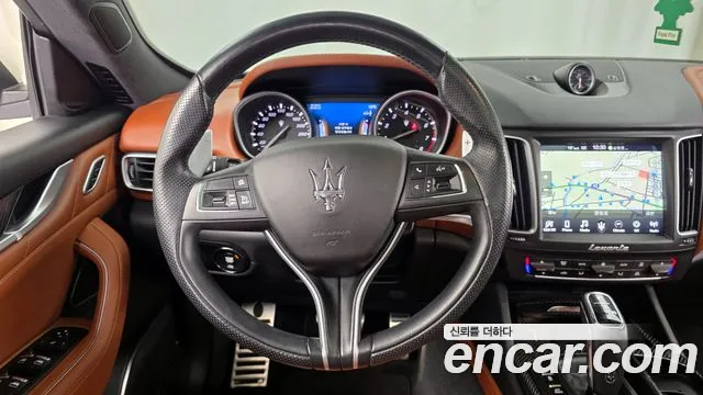 Maserati Levante 2020 — фото 19