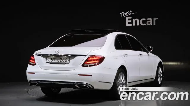 Mercedes-Benz E-Class 2017 — фото 2