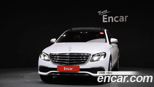 Mercedes-Benz E-Class 2017 — фото 3