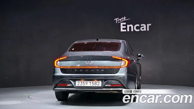 Hyundai Sonata 2020 — фото 17