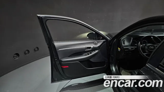 Hyundai Sonata 2020 — фото 14