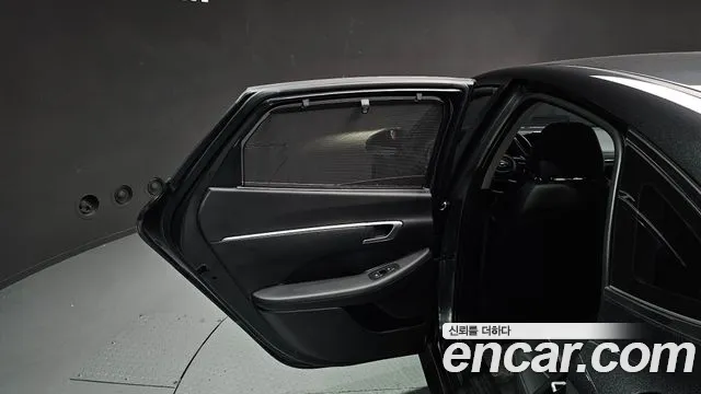 Hyundai Sonata 2020 — фото 15