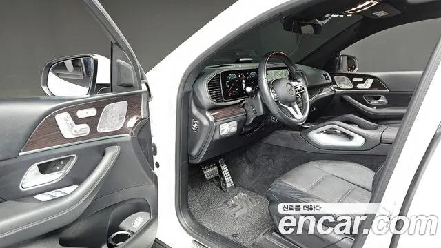 Mercedes-Benz GLE-Class 2021 — фото 13