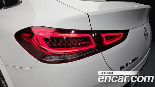 Mercedes-Benz GLE-Class 2021 — фото 9