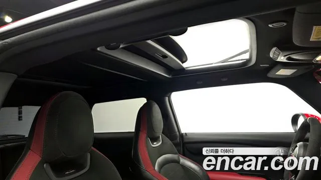 Mini Cooper 2015 — фото 16