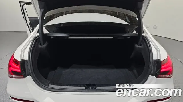Mercedes-Benz A-Class 2021 — фото 20