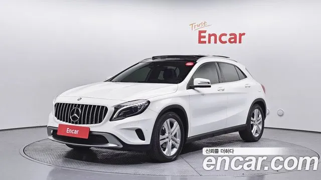 Mercedes-Benz GLA-Class 2017 — фото 1