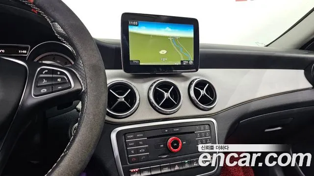 Mercedes-Benz GLA-Class 2017 — фото 13