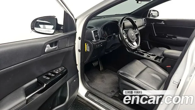Kia Sportage 2019 — фото 12