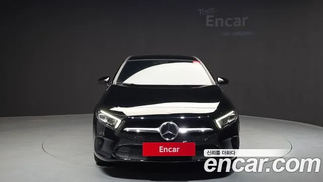Mercedes-Benz A-Class 2021 — фото 3