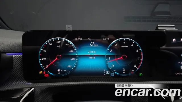 Mercedes-Benz A-Class 2021 — фото 11