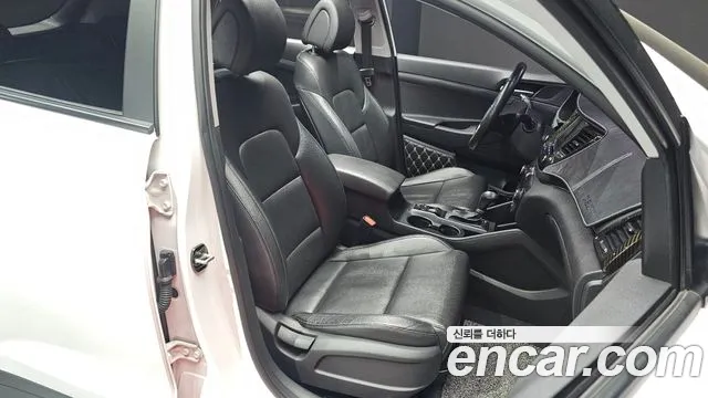 Hyundai Tucson 2018 — фото 11