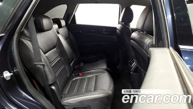 Kia Sorento 2018 — фото 11