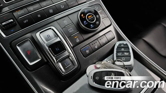 Hyundai Santafe 2021 — фото 12