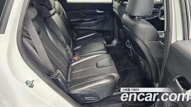 Hyundai Santafe 2021 — фото 17