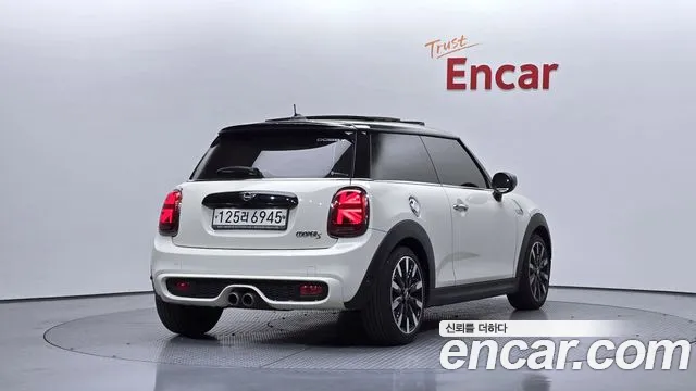 Mini Cooper 2020 — фото 2