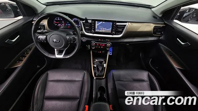 Kia Stonic 2018 — фото 10