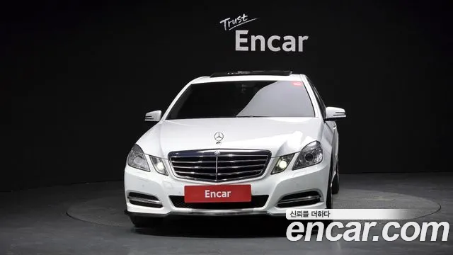 Mercedes-Benz E-Class 2013 — фото 3