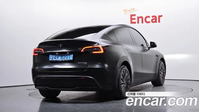 Tesla Model Y 2021 — фото 2