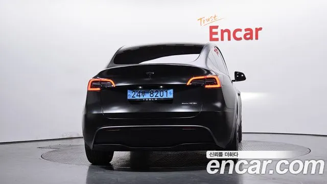 Tesla Model Y 2021 — фото 4