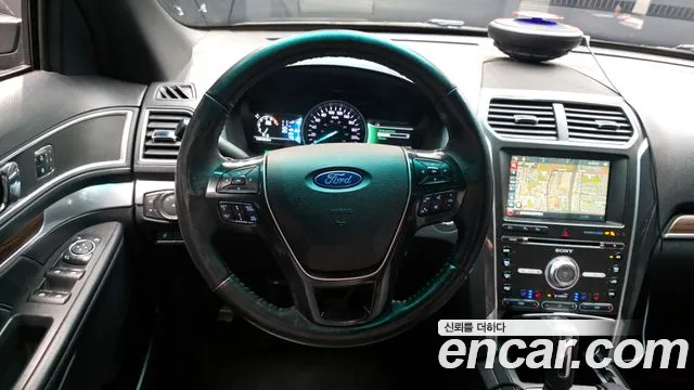 Ford Explorer 2016 — фото 13