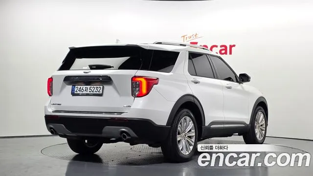 Ford Explorer 2020 — фото 2