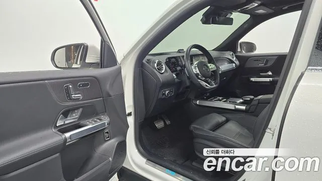 Mercedes-Benz EQB 2023 — фото 10