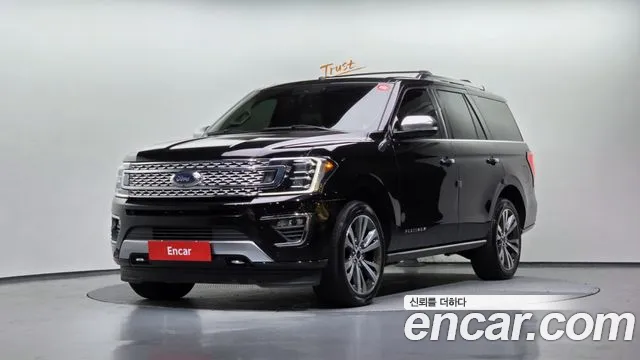 Ford Expedition 2021 — фото 1