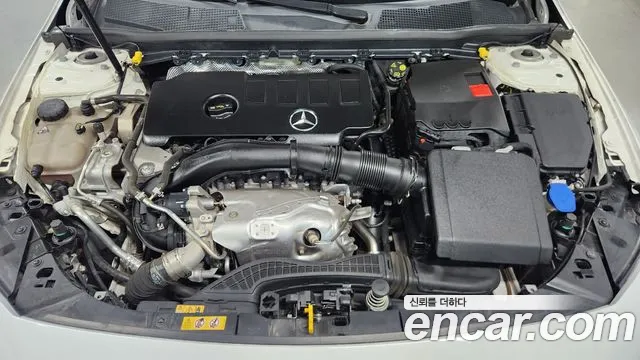 Mercedes-Benz CLA-Class 2023 — фото 6