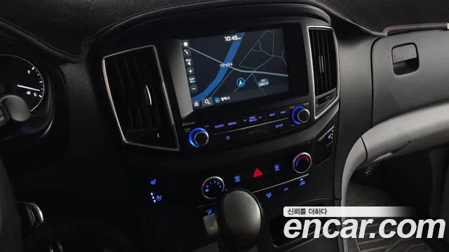 Hyundai Starex 2019 — фото 20