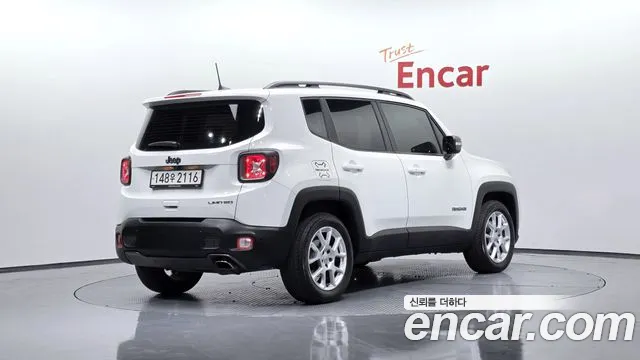Jeep Renegade 2019 — фото 1