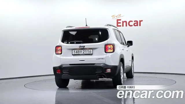 Jeep Renegade 2019 — фото 3