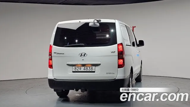 Hyundai Starex 2019 — фото 4