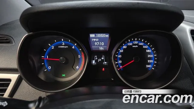 Hyundai i30 2016 — фото 11