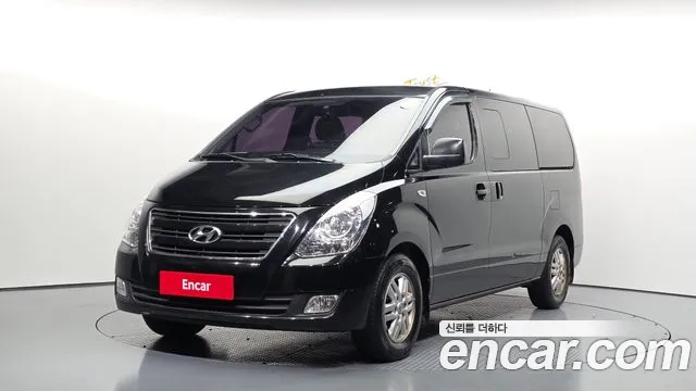 Hyundai Starex 2016 — фото 1