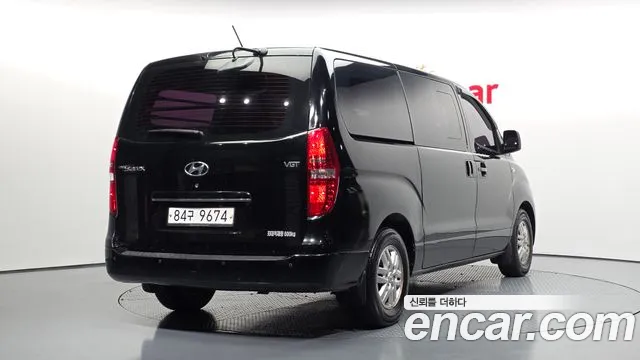 Hyundai Starex 2016 — фото 2