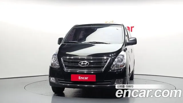 Hyundai Starex 2016 — фото 3