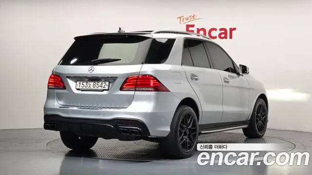 Mercedes-Benz GLE-Class 2016 — фото 2