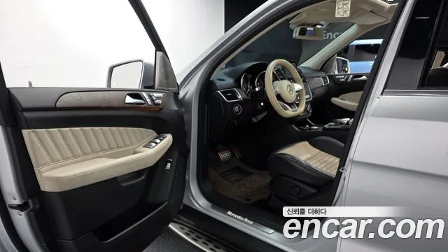 Mercedes-Benz GLE-Class 2016 — фото 10