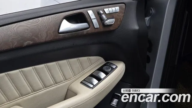 Mercedes-Benz GLE-Class 2016 — фото 16