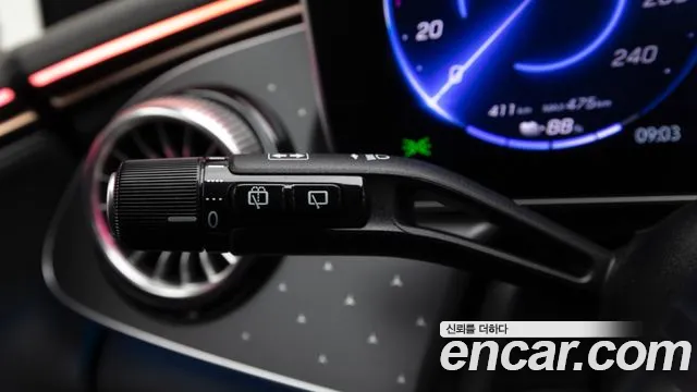 Mercedes-Benz EQE 2025 — фото 18