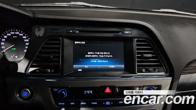 Hyundai Sonata 2015 — фото 17
