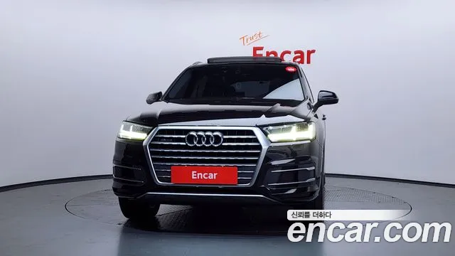 Audi Q7 2019 — фото 3