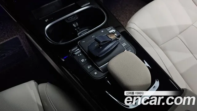 Mercedes-Benz A-Class 2022 — фото 19