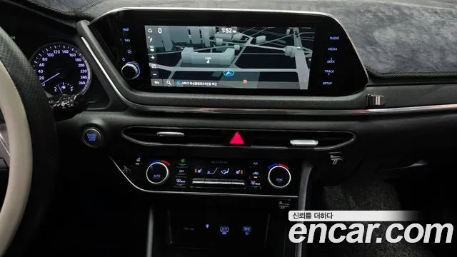 Hyundai Sonata 2020 — фото 14