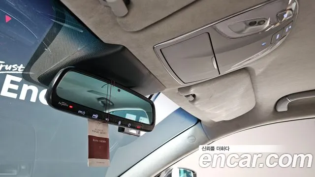 Hyundai Equus 2015 — фото 15