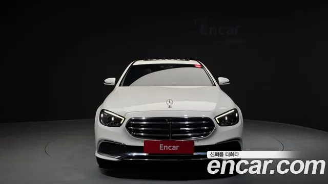 Mercedes-Benz E-Class 2021 — фото 3